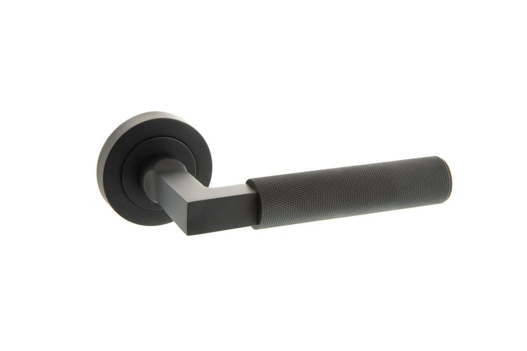 Millhouse Brass Cartwright Knurled Lever Door Handle on Round Rose - Matt Black