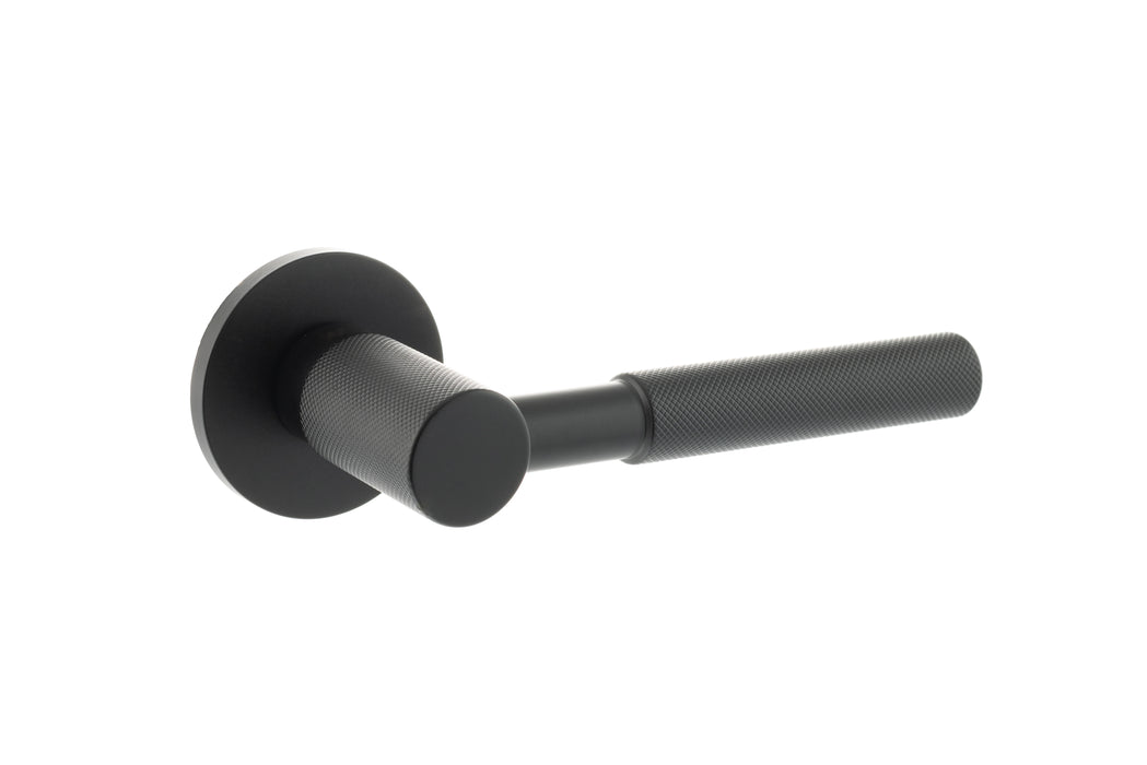 Millhouse Brass Mason Knurled Lever Door Handle on 5mm Slimline Round Rose - Matt Black