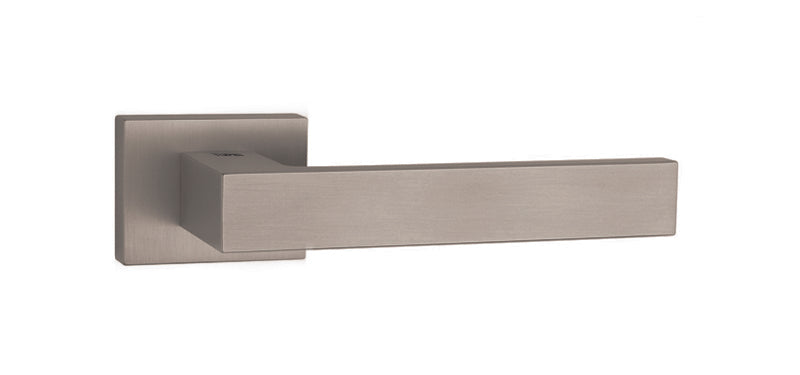 Tupai Rapido RetaLine Rillo Lever Door Handle on Long Rose - Pearl Nickel